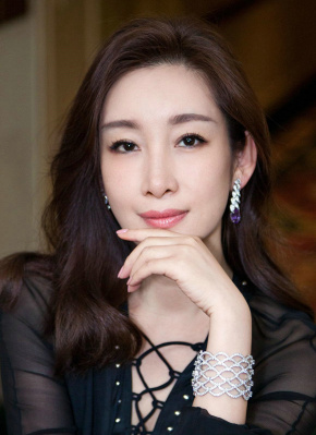 美女黄18岁以下禁止观看